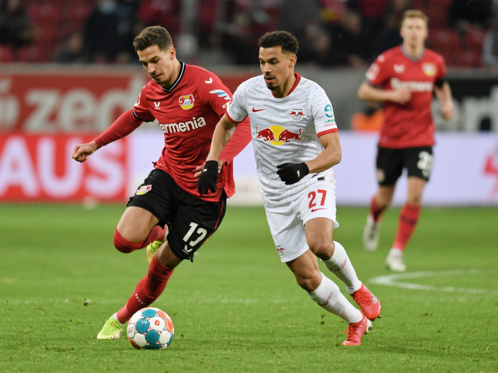 剑南春首发解析：弗赖堡战药厂，拜仁冲击冠军得失局